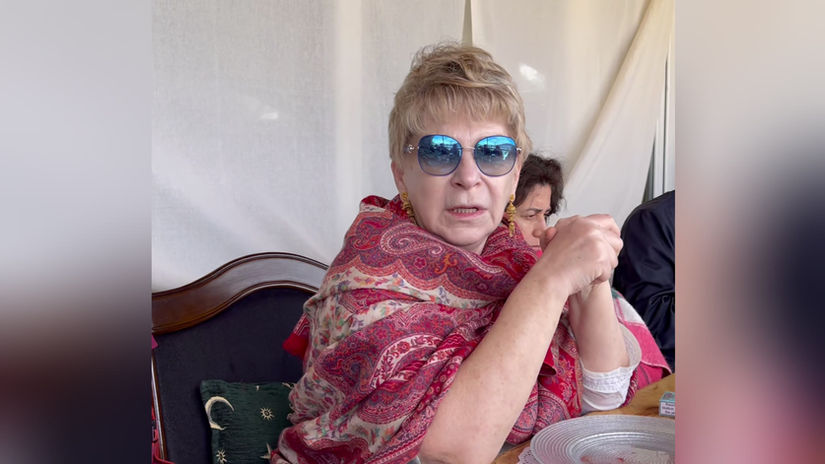 Нужно себя не исправлять, а Достраивать
